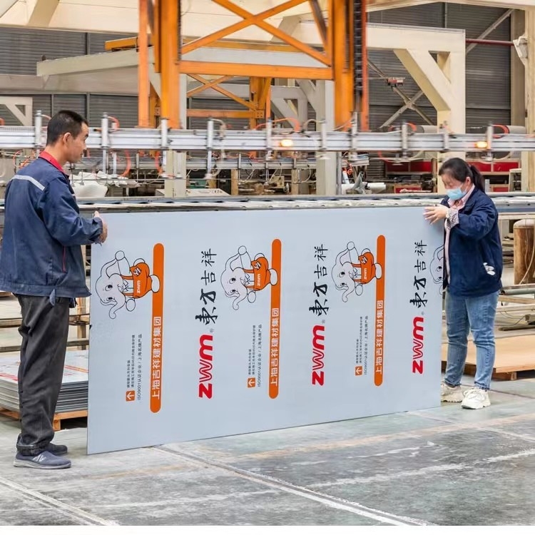 پنل کامپوزیت آلومینیومی فیلمی محافظ با درخشش بالا و ضخامت 0.022mm-0.050mm