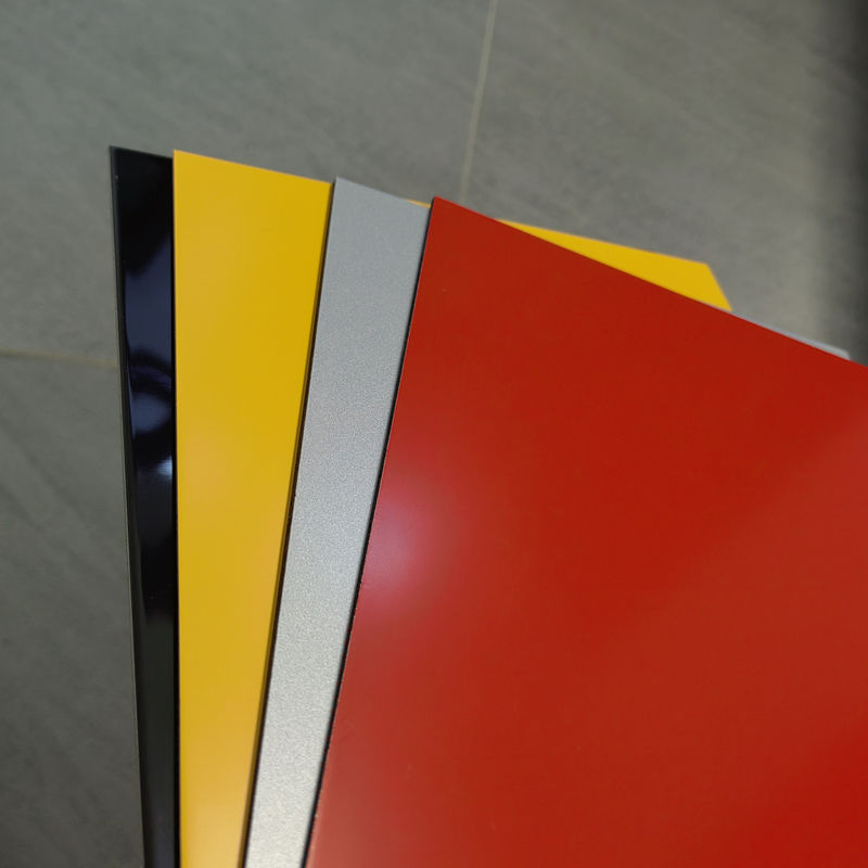 آماده برای ارسال 2mm ACP قدرت بالا و ضد آتش، PE PVDF پایان درخشان برای دیوار پارتیشن بهترین فروشنده در علی