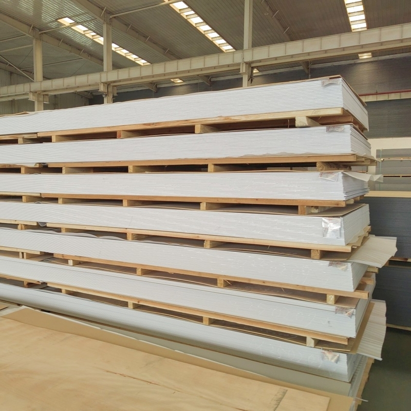 4 * 0.50mm B1 ضد آتش PVDF ACP پنل آلومینیوم کامپوزیت برای پوشش دیواری بیرونی
