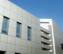 ظرفیت تولید بزرگ A2 B1 ضد آتش ACP 4mm، پوشش PVDF، مقاوم در برابر آب و هوا برای نمای مرکز خرید
