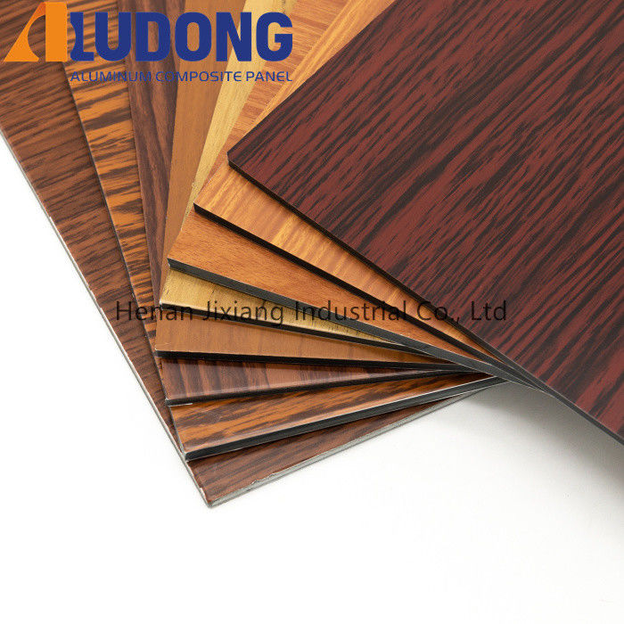 در انبار 1220*2440mm پنل های کامپوزیت آلومینیوم طرح چوبی، مقاومت بالا ضد قالب برای تزئینات داخلی گواهینامه CE