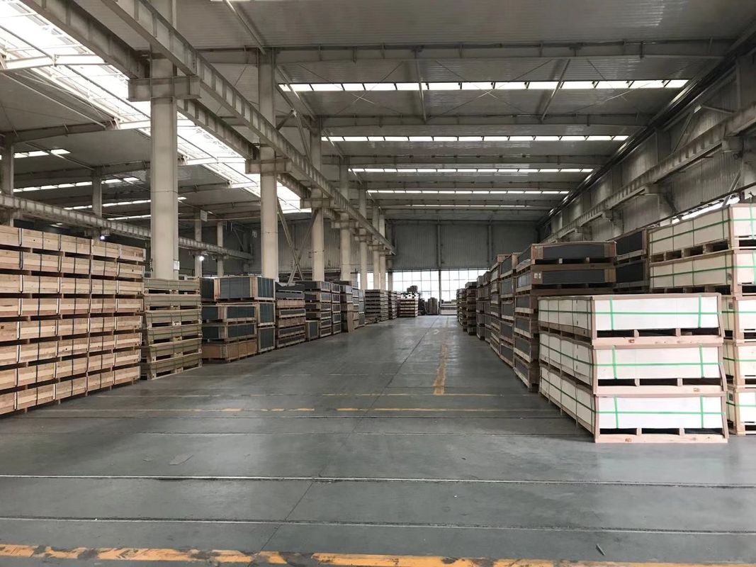 پانل کامپوزیت آلومینیومی PVDF ساختمانی معاصر سختی بالا و نگهداری آسان برای حفاظت طولانی مدت